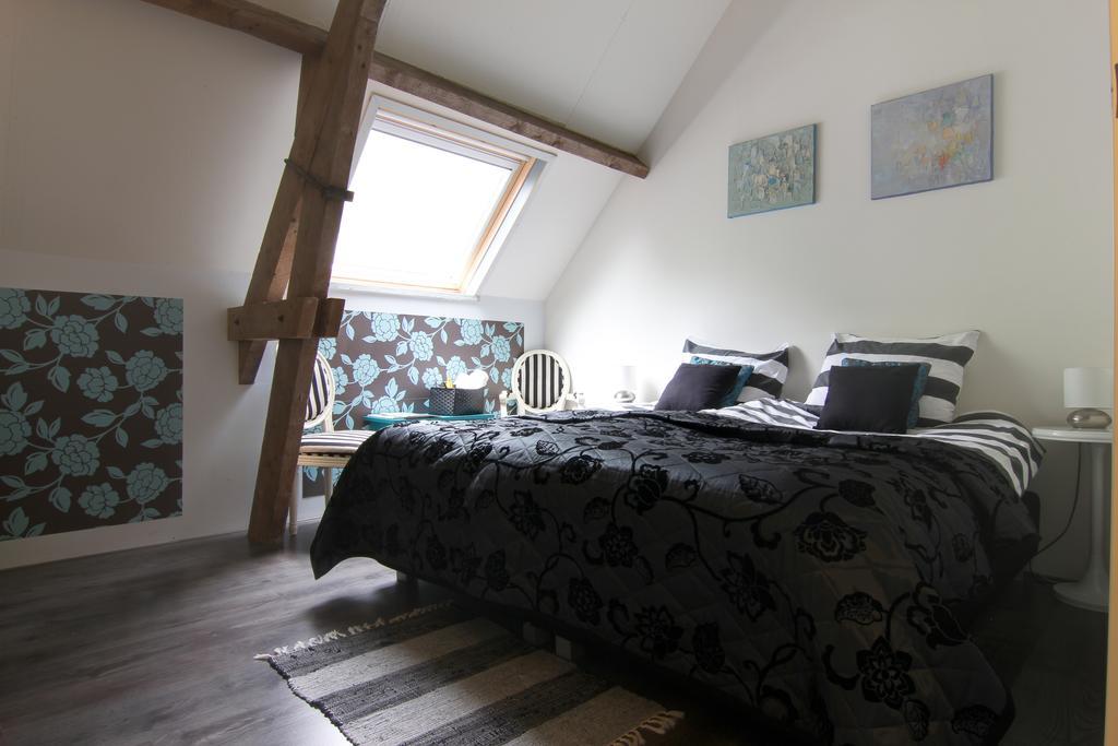 D'N Twist Bed and Breakfast Overloon Værelse billede
