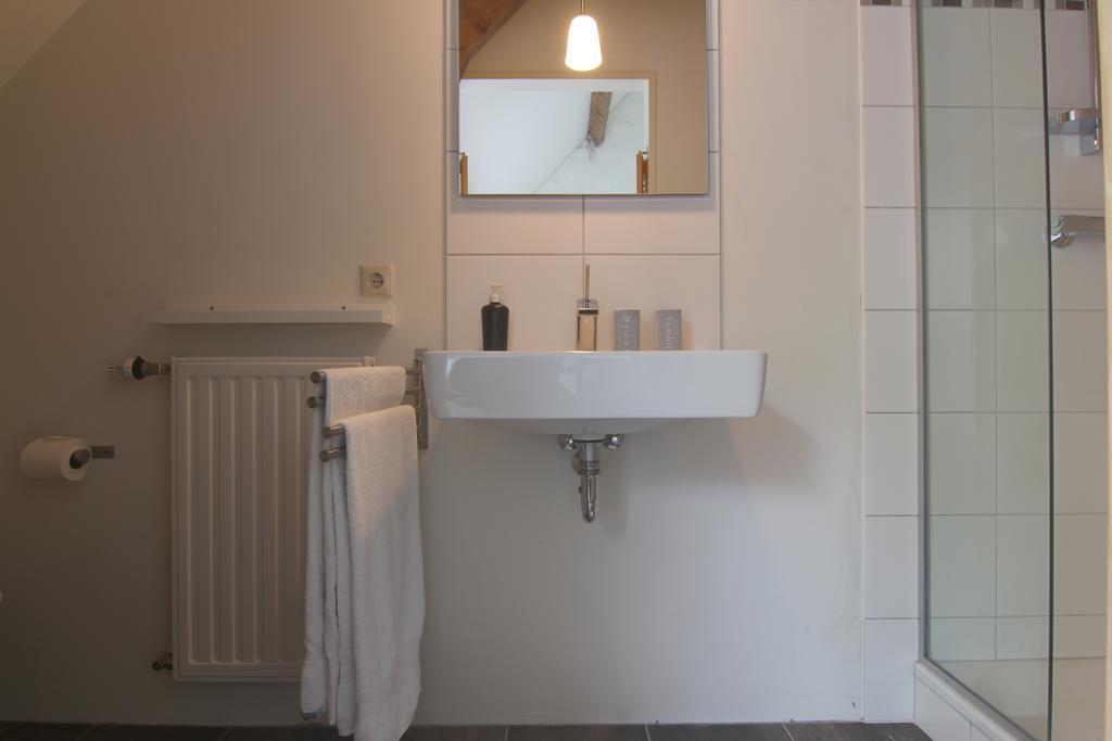 D'N Twist Bed and Breakfast Overloon Værelse billede