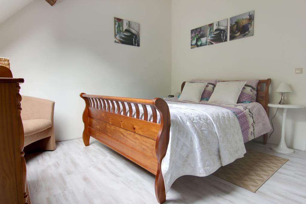 D'N Twist Bed and Breakfast Overloon Værelse billede